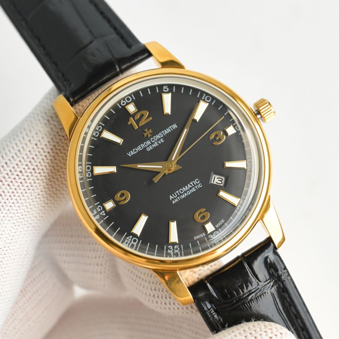 Vacheron Constantin Overseas Super Clone Watch | Luxury Replica 1098233351 - front view