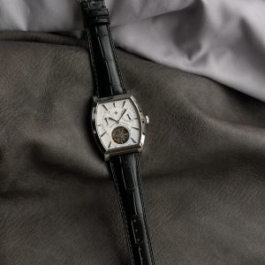 Vacheron Constantin Malte Men's Platinum Tourbillon 1:1 Super Clone Watch 1056215880 - front view