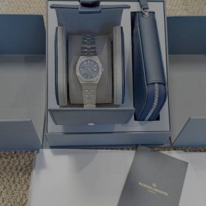 Premium Vacheron Constantin Overseas Super Clone Watch with COD 1138189469 - front view | Overseas
