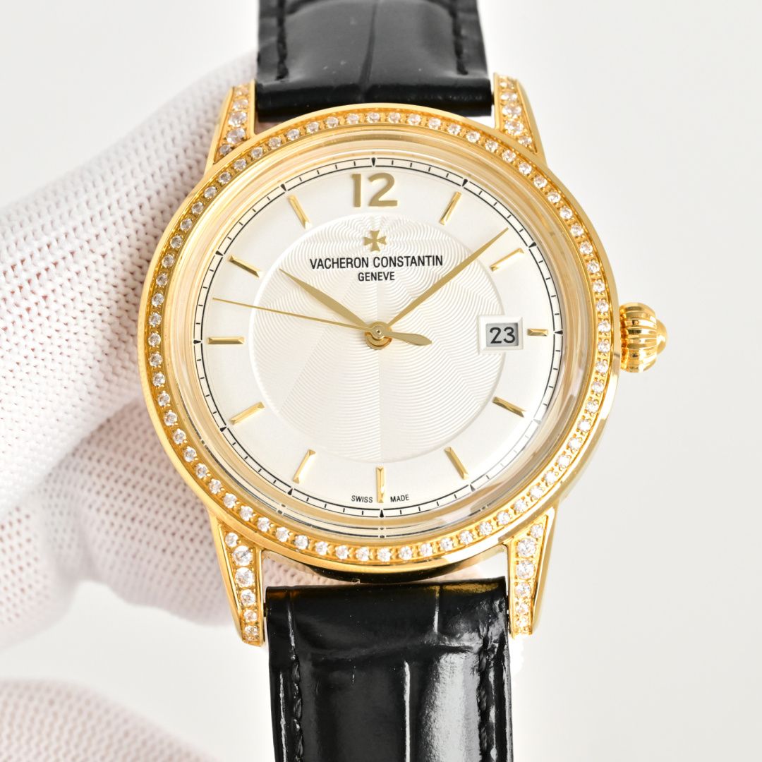 Vacheron Constantin Patrimony Traditionnelle Luxury Replica Watch 1135378145 - front view | Traditionnelle