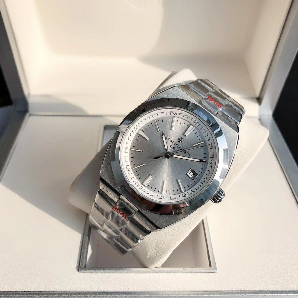 Premium Vacheron Constantin Overseas 4500V Super Clone Watch for Men 1100510696 - side view