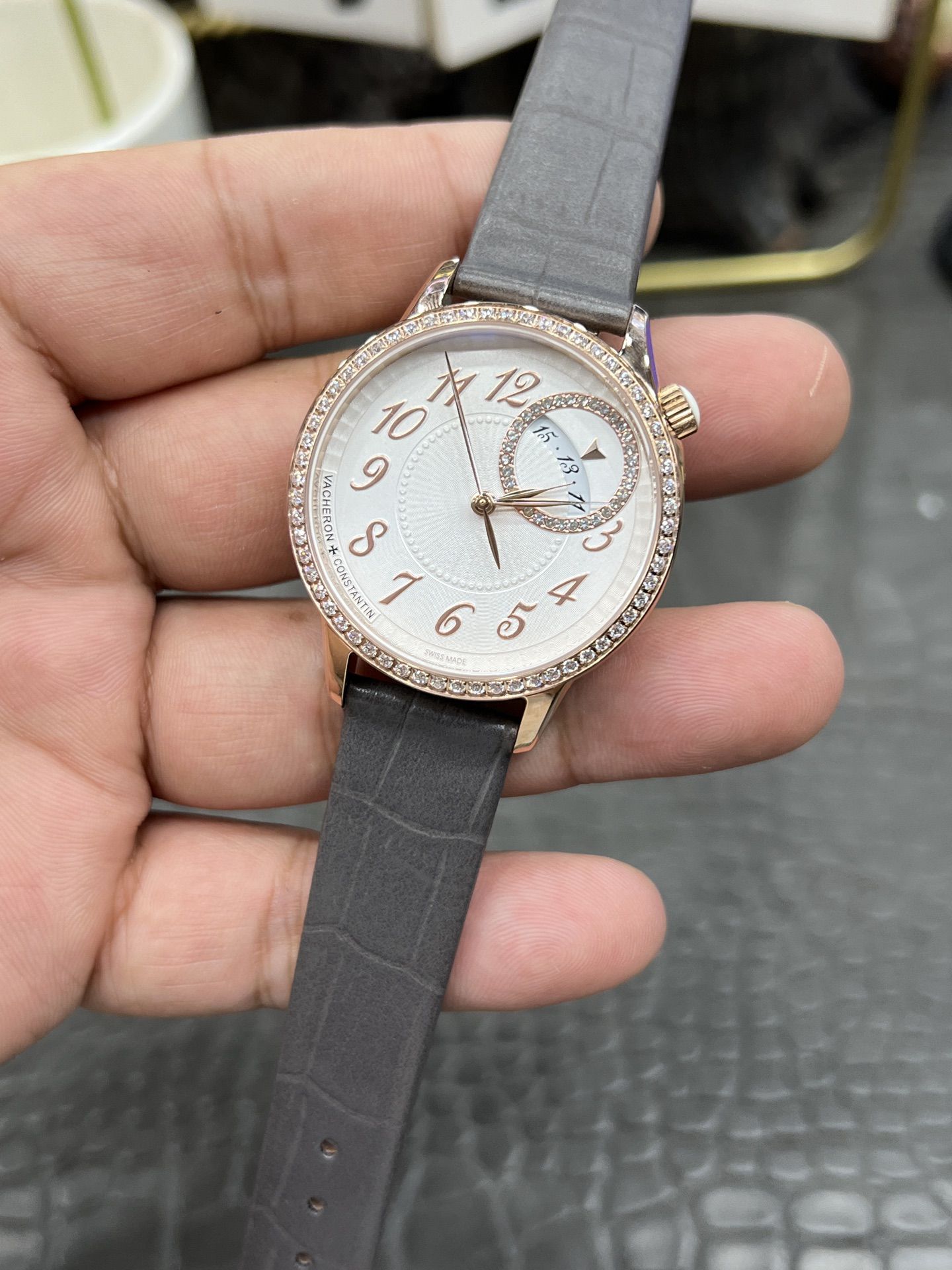 1-733.jpg Vacheron Constantin Patrimony 33mm Women's Super Clone Watch for Sale 1127066137
