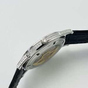 Vacheron Constantin Patrimony Super Clone Men's Watch, AAA Replica 1124402065 - close-up