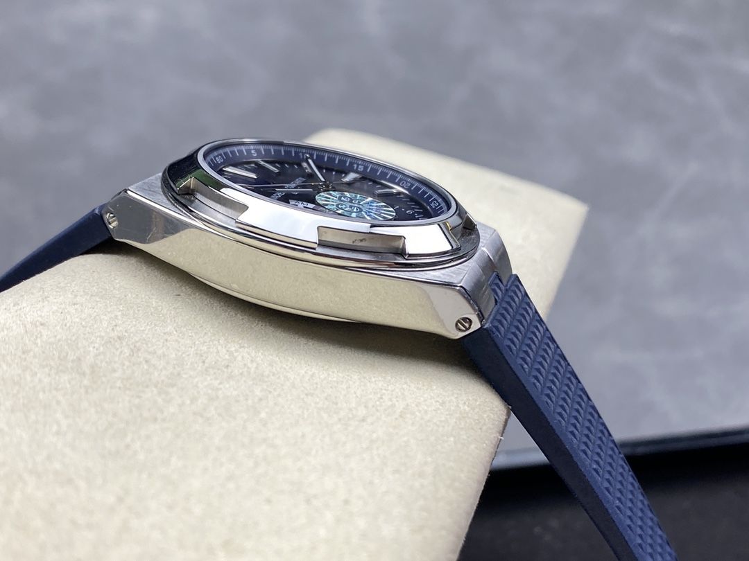 4-516.jpg Vacheron Constantin Overseas Super Clone Watch with Cash on Delivery 1137100579 - close-up