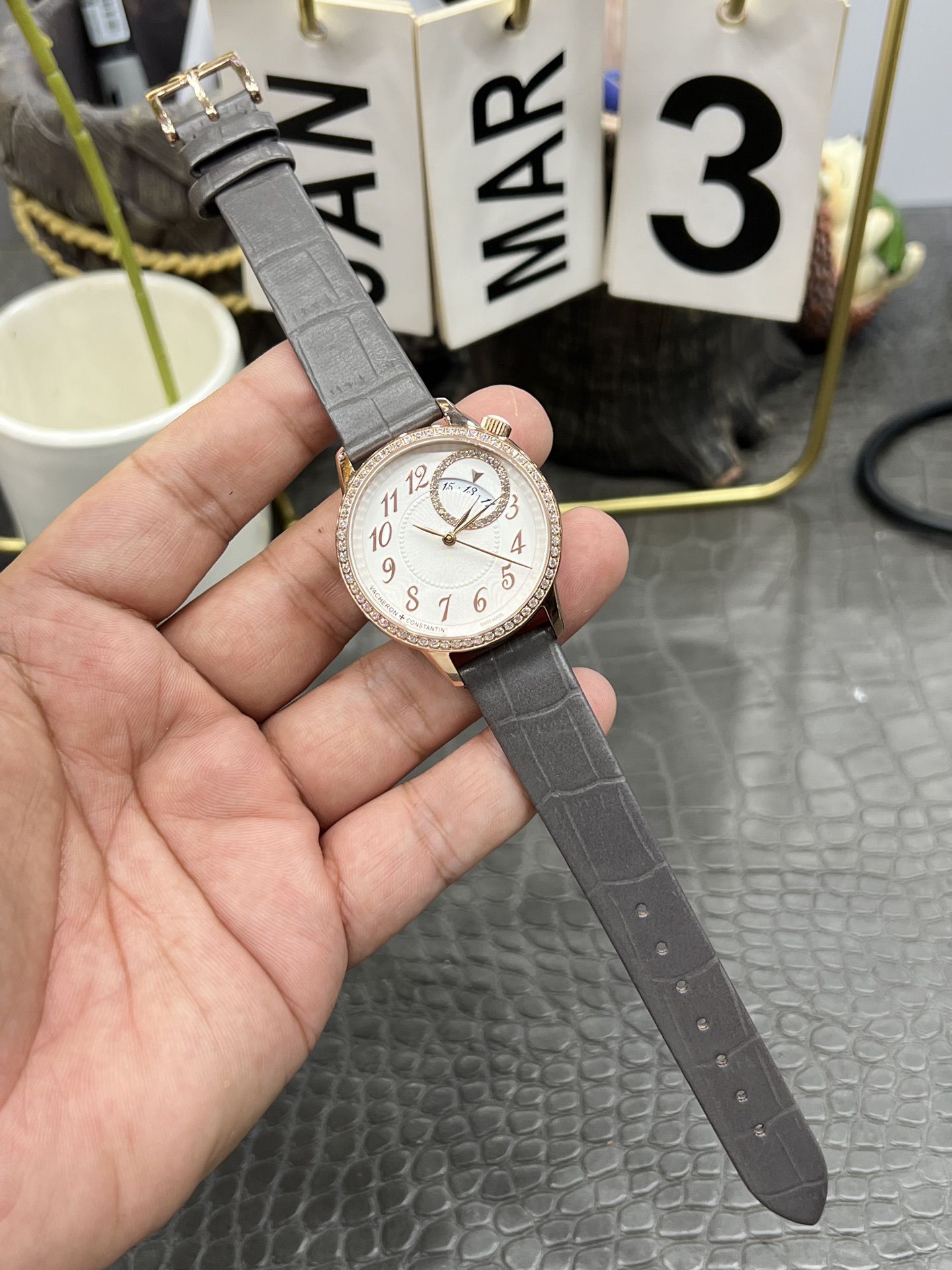 8-647.jpg Vacheron Constantin Patrimony 33mm Women's Super Clone Watch for Sale 1127066137